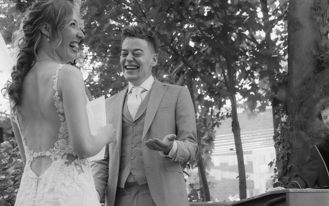 Bruiloft W & J vastgelegd ByIrisvdZwan, bruidsfotograaf